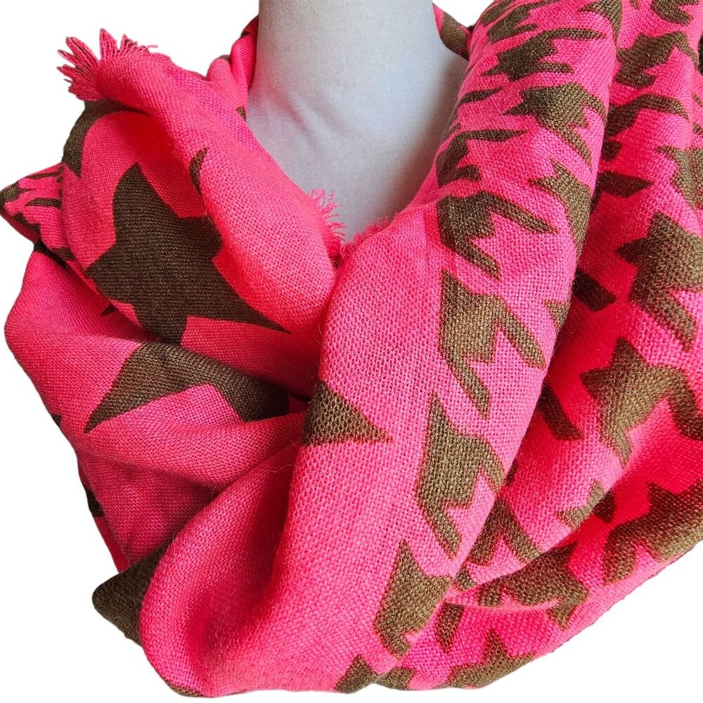 NWT Codello Pink and Dark Green Scarf Shawl approx 80 inches long